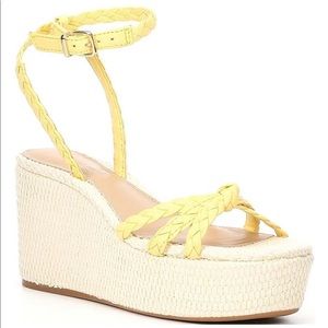 Antonio Melani Yellow braidedLeather platform Sandals NWOB 9M